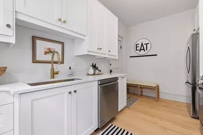 2441 Dupont Avenue S, Minneapolis, MN 55405 - Photo 12