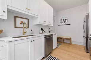 2441 Dupont Ave S, Minneapolis, MN 55405 - Photo 12
