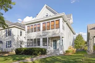 2441 Dupont Ave S, Minneapolis, MN 55405 - Photo 2