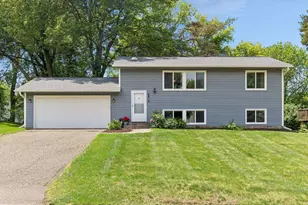 6919 Calgary Rd, Woodbury, MN 55125 - Photo 1