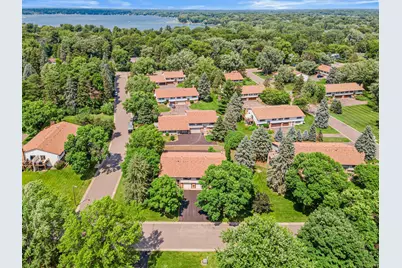 825 Martha Lake Court, Shoreview, MN 55126 - Photo 28