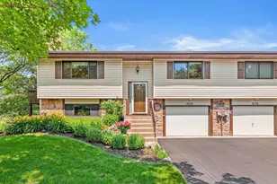 825 Martha Lake Ct, Shoreview, MN 55126 - Photo 1