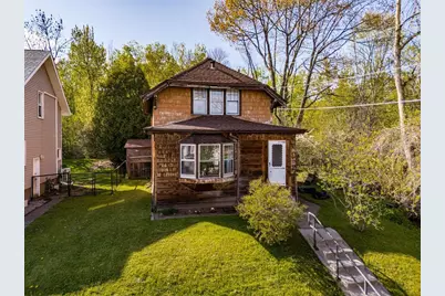 1 St. Louis Court, Duluth, MN 55808 - Photo 2