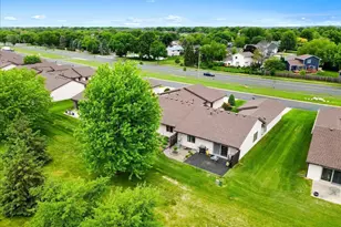 2084 Vierling Dr E, Shakopee, MN 55379 - Photo 8
