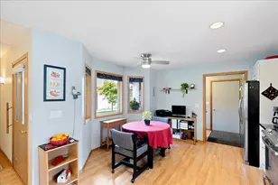 2084 Vierling Dr E, Shakopee, MN 55379 - Photo 12