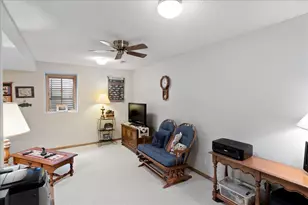 2084 Vierling Dr E, Shakopee, MN 55379 - Photo 32