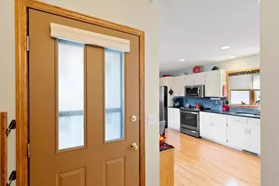 2084 Vierling Drive E, Shakopee, MN 55379 - Photo 10