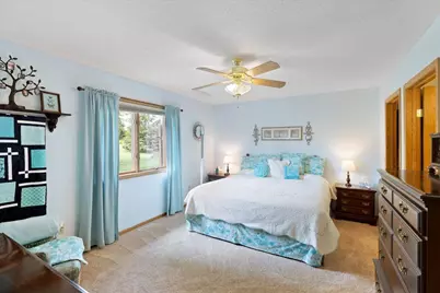 2084 Vierling Drive E, Shakopee, MN 55379 - Photo 22