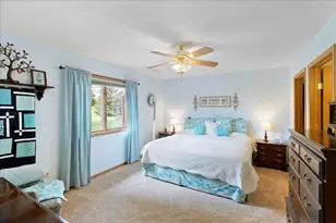 2084 Vierling Dr E, Shakopee, MN 55379 - Photo 22