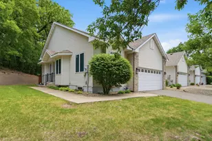 815 Wescott Square, Eagan, MN 55123 - Photo 1