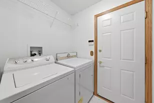 815 Wescott Square, Eagan, MN 55123 - Photo 10