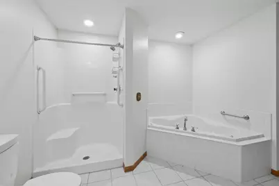 815 Wescott Square, Eagan, MN 55123 - Photo 12