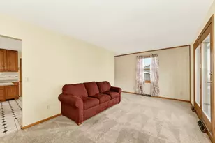 105 6th Ave NW, Dodge Center, MN 55927 - Photo 18