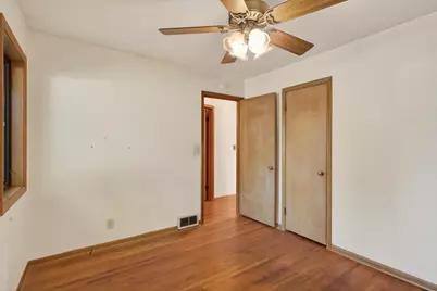 1502 Sherren Avenue E, Maplewood, MN 55109 - Photo 18