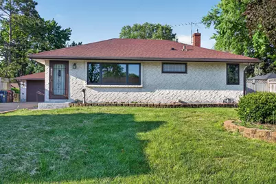 1502 Sherren Avenue E, Maplewood, MN 55109 - Photo 1