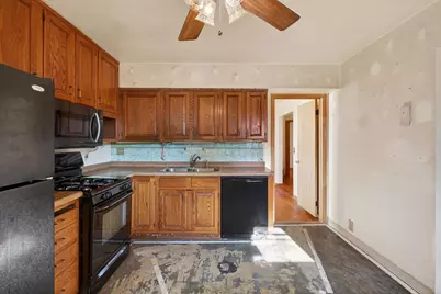 1502 Sherren Avenue E, Maplewood, MN 55109 - Photo 4