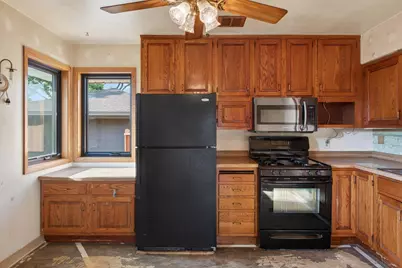1502 Sherren Avenue E, Maplewood, MN 55109 - Photo 6