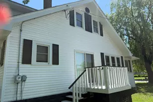 211 2nd St SE, New Richland, MN 56072 - Photo 2