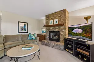 2228 Sherwood Ct, Minnetonka, MN 55305 - Photo 24