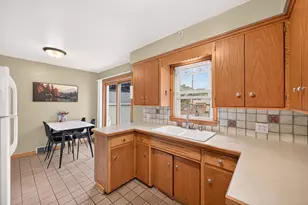 1455 Schletti St, Saint Paul, MN 55117 - Photo 8