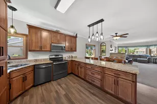 801 Grandview Ct SE, Stewartville, MN 55976 - Photo 16