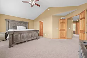 618 Tupelo Way, Chaska, MN 55318 - Photo 34
