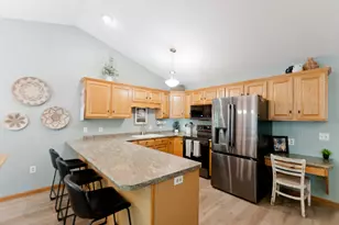 3417 Lever St, Eau Claire, WI 54701 - Photo 10