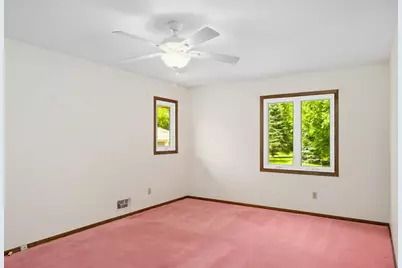 3248 Brunswick Avenue N, Crystal, MN 55422 - Photo 14