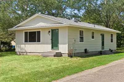 310 18th Avenue SE, Cambridge, MN 55008 - Photo 2