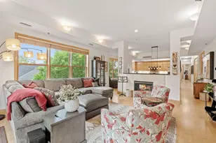 633 Dayton Ave, Saint Paul, MN 55104 - Photo 12