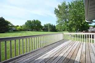 800 Buckingwood Ct, Chanhassen, MN 55317 - Photo 8