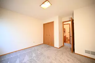 800 Buckingwood Ct, Chanhassen, MN 55317 - Photo 10