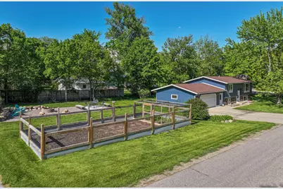 102 Ross Garden NW, Alexandria, MN 56308 - Photo 4