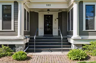593 Laurel Ave, Saint Paul, MN 55102 - Photo 2