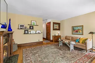 593 Laurel Ave, Saint Paul, MN 55102 - Photo 6