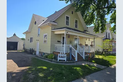 215 W 4th Street, Fairmont, MN 56031 - Photo 2