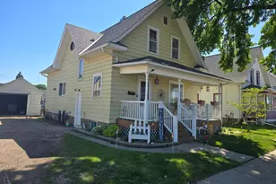 215 W 4th St, Fairmont, MN 56031 - Photo 2