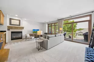 365 Willoughby Way W, Minnetonka, MN 55305 - Photo 8