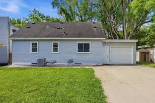 2311 53rd Ave N, Minneapolis, MN 55430 - Photo 28