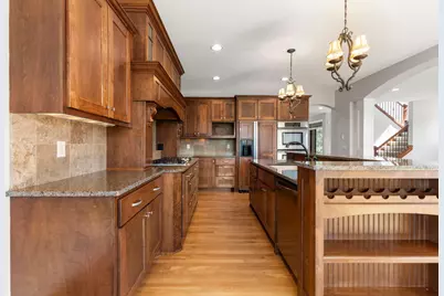 1634 Isabella Parkway, Chaska, MN 55318 - Photo 30
