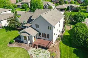 1634 Isabella Pkwy, Chaska, MN 55318 - Photo 86