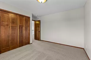 1634 Isabella Pkwy, Chaska, MN 55318 - Photo 68