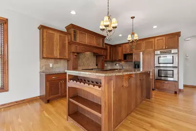 1634 Isabella Parkway, Chaska, MN 55318 - Photo 32