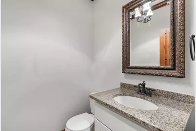1634 Isabella Parkway, Chaska, MN 55318 - Photo 40