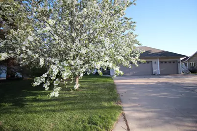 1524 Creek Lane, Northfield, MN 55057 - Photo 6
