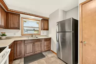 410 6th Ave SW, Rochester, MN 55902 - Photo 8