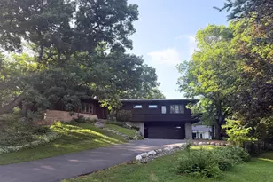 516 Turnpike Rd, Golden Valley, MN 55416 - Photo 2
