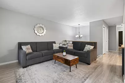 841 Evergreen Circle, Burnsville, MN 55337 - Photo 4
