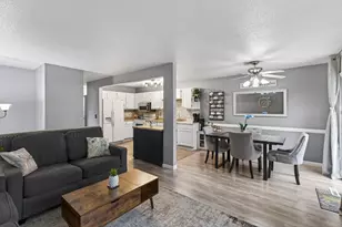 841 Evergreen Cir, Burnsville, MN 55337 - Photo 2
