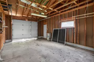 515 N Cedar St, Chaska, MN 55318 - Photo 26